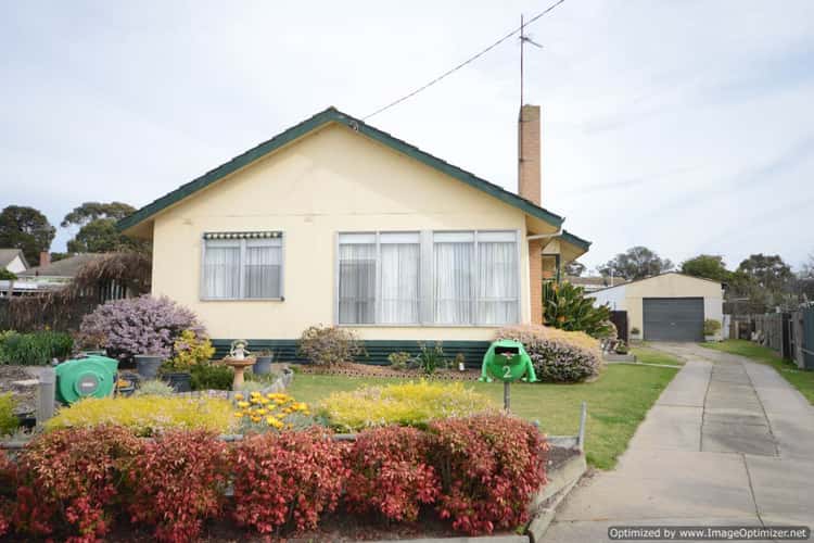 Second view of Homely house listing, 2 James Court, Bairnsdale VIC 3875