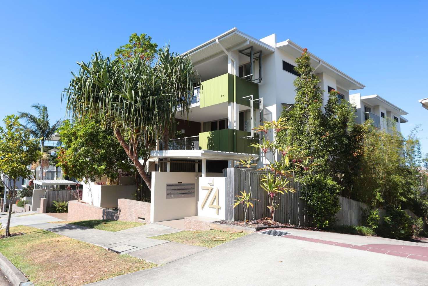 Main view of Homely unit listing, 4/74 Durham Street, St Lucia QLD 4067