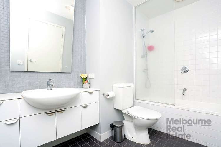 Fifth view of Homely apartment listing, 1105/610 St Kilda Road, Melbourne VIC 3004