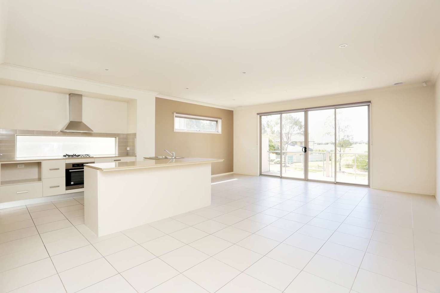 Main view of Homely townhouse listing, 41 Broadbeach Circuit, Sanctuary Lakes VIC 3030
