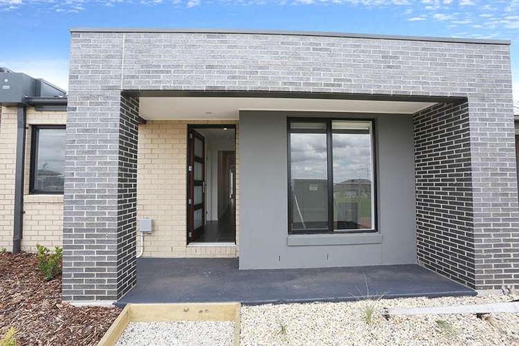 Second view of Homely house listing, 8 Tuin Walk, Wollert VIC 3750