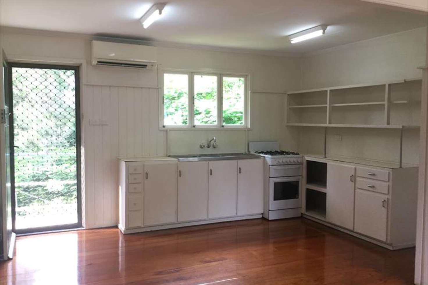 Main view of Homely unit listing, 2/72 Rose Street, Wooloowin QLD 4030