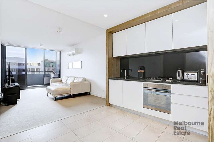 1215/74 Queens Road, Melbourne VIC 3000