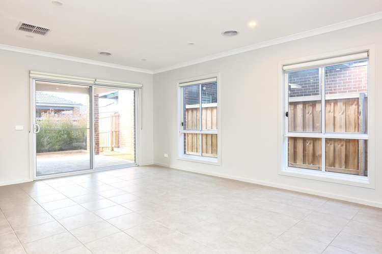Second view of Homely house listing, 14 Kittiwake Terrace, Werribee VIC 3030