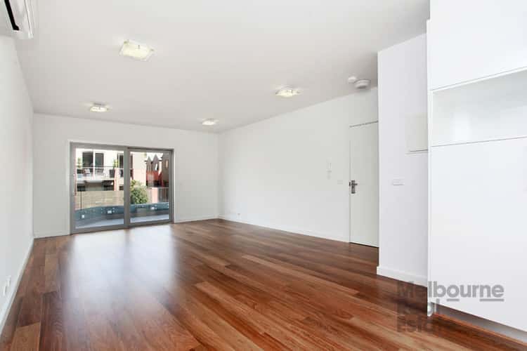 Third view of Homely apartment listing, 3/2 George Street, Windsor VIC 3181