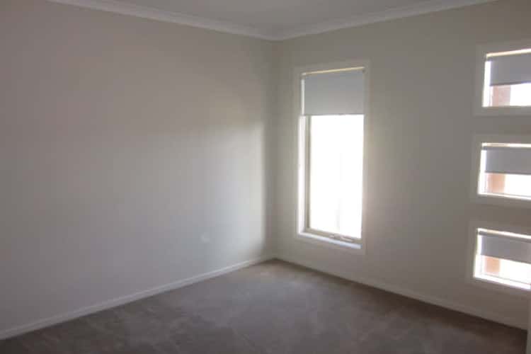 Fifth view of Homely house listing, 12 Domain Way, Craigieburn VIC 3064