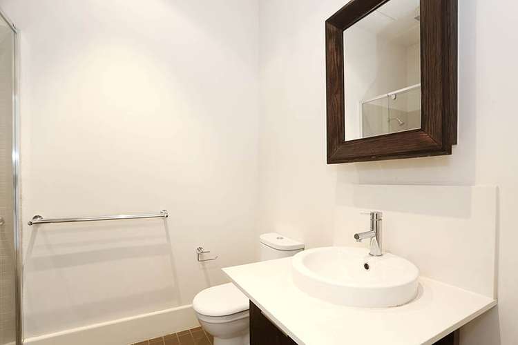 Fourth view of Homely apartment listing, 4/29 Manchester Lane, Parkville VIC 3052