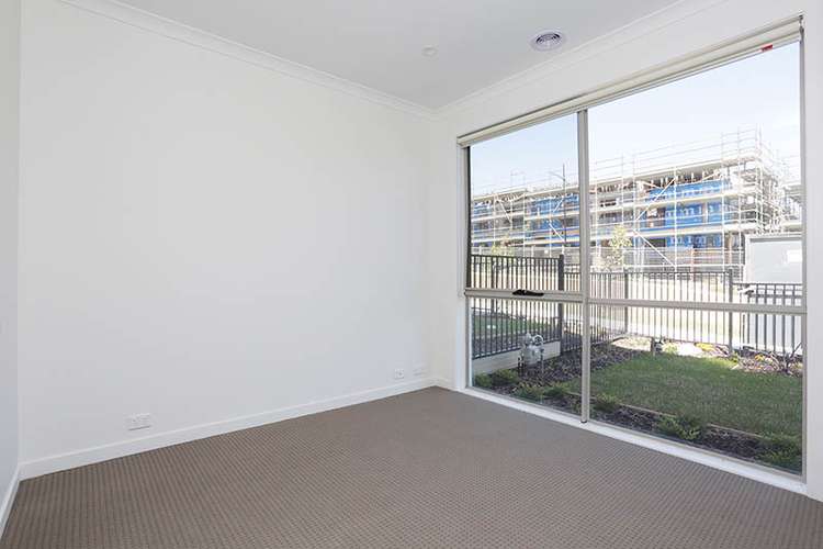 Fourth view of Homely townhouse listing, 114 Camera Walk, Coburg North VIC 3058