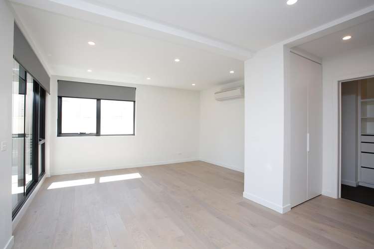 Third view of Homely unit listing, 2/31 Willsmere Road, Kew VIC 3101