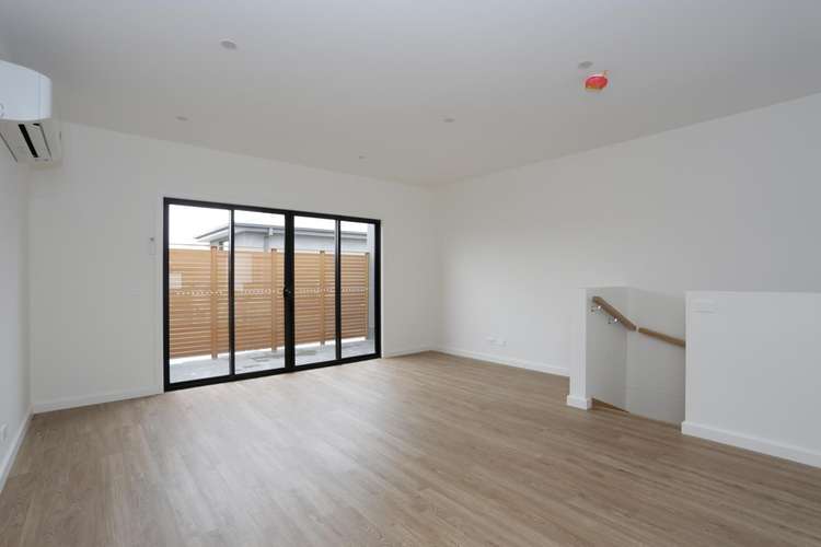 Fourth view of Homely unit listing, 5/212-214 Bell Street, Coburg VIC 3058