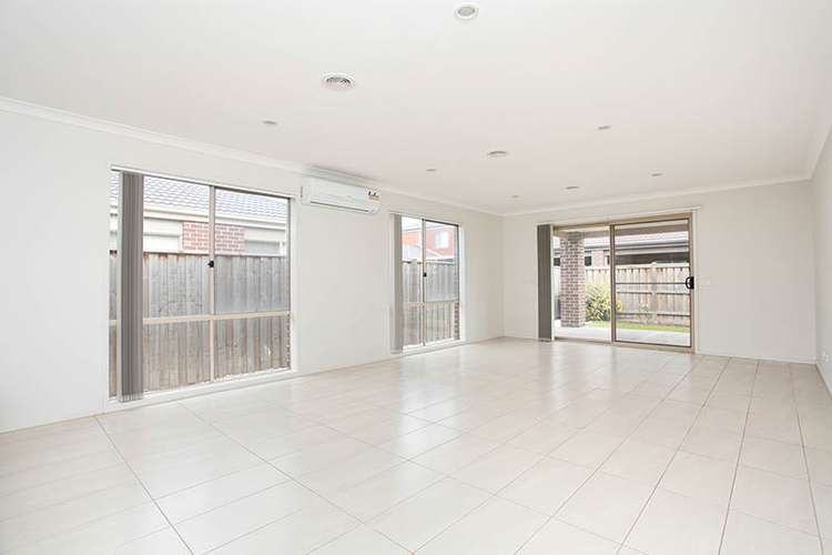 Second view of Homely house listing, 7 Jemma Avenue, Point Cook VIC 3030