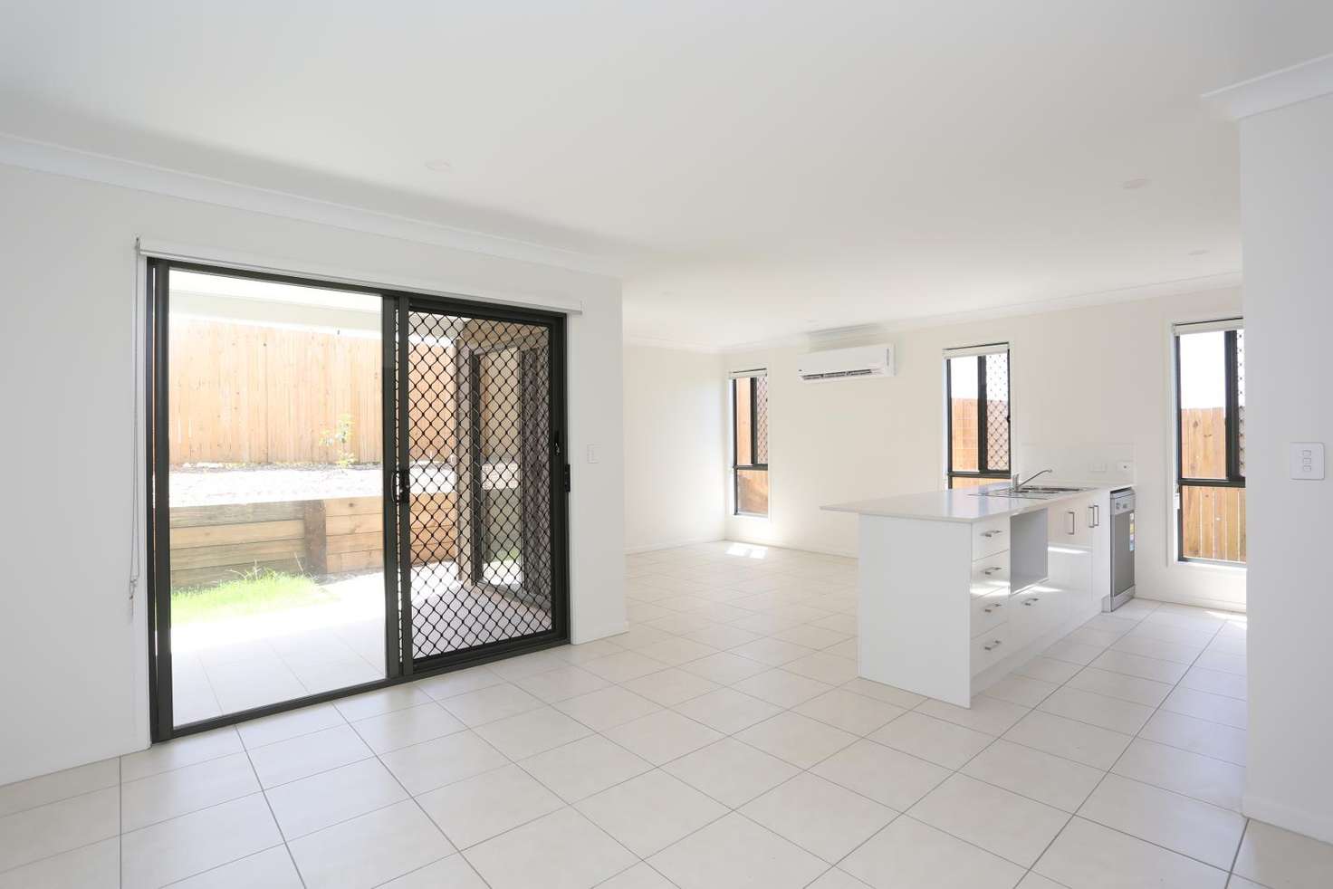 Main view of Homely semiDetached listing, 1/20 Isla Street, Park Ridge QLD 4125