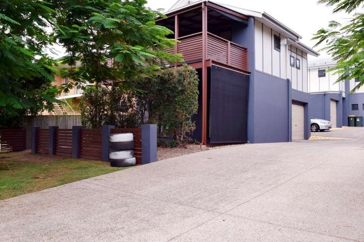 Main view of Homely townhouse listing, 1/20 Piers Street, Moorooka QLD 4105