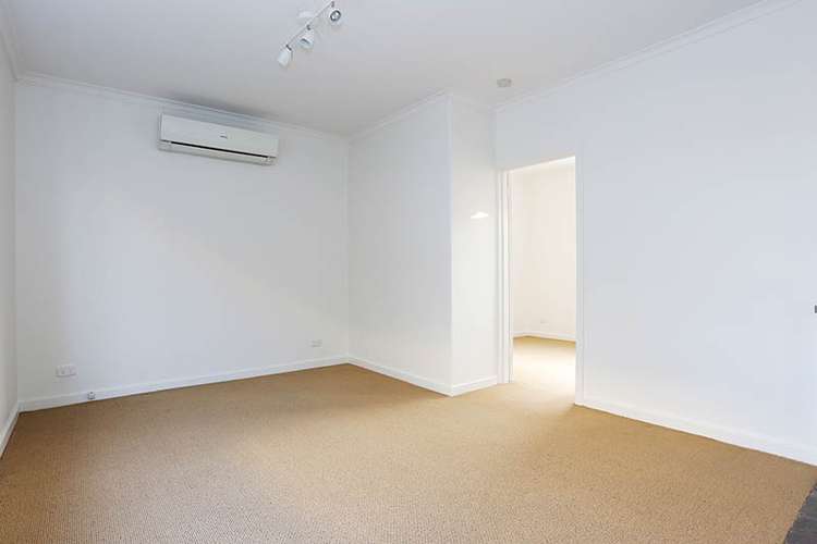 Third view of Homely apartment listing, 6/182 Barkly Street, Fitzroy North VIC 3068