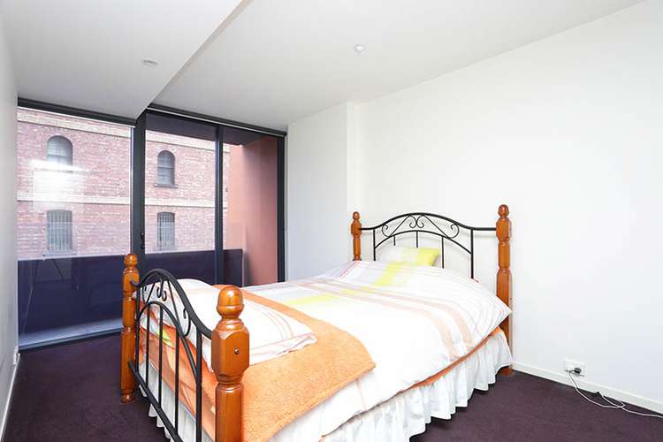 Third view of Homely apartment listing, 22/8 Cook Street, Southbank VIC 3006