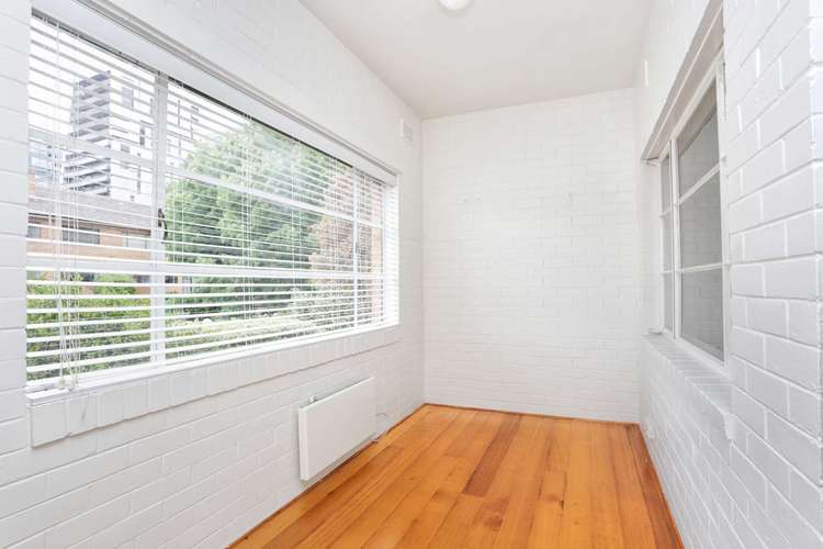 Third view of Homely apartment listing, 14/60 Queens Road, Albert Park VIC 3206