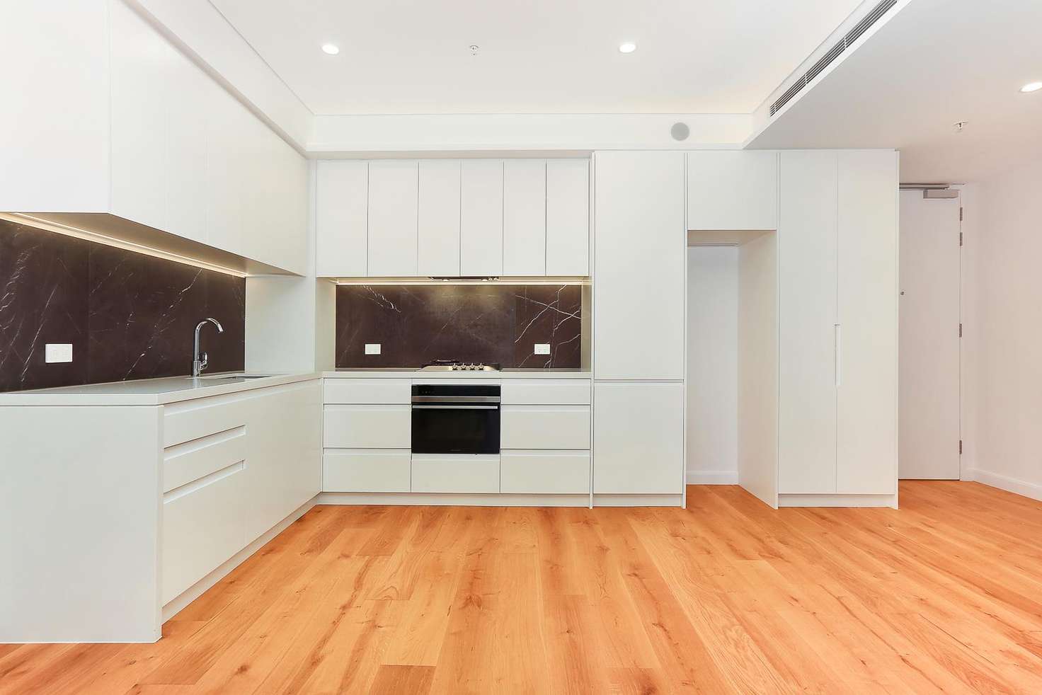 Main view of Homely unit listing, 404/13 Oscar Street, Chatswood NSW 2067