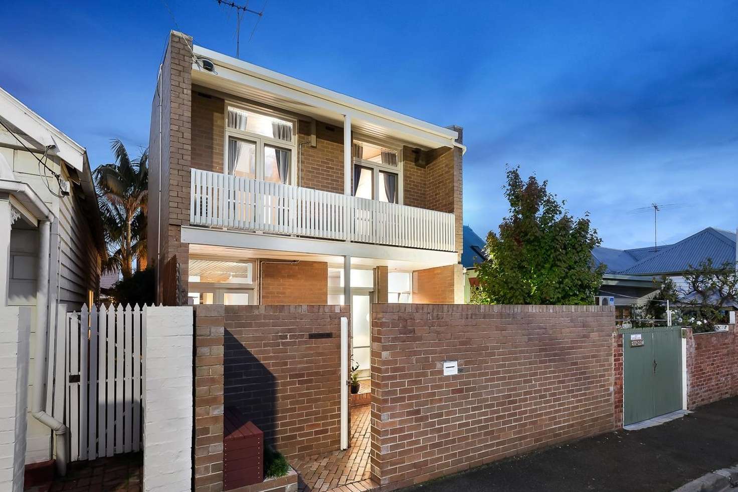 Main view of Homely townhouse listing, 2 Sutton Grove, Richmond VIC 3121