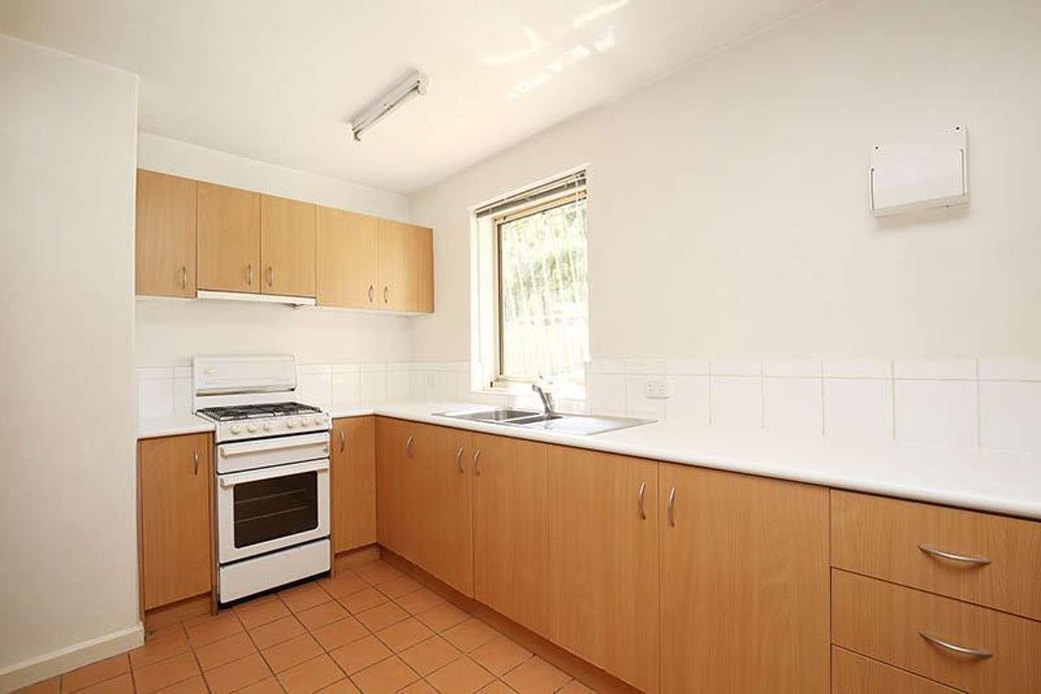 Main view of Homely unit listing, 2/42 Creswick Street, Hawthorn VIC 3122