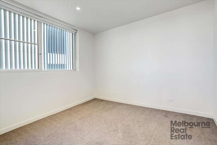 Fourth view of Homely apartment listing, 901/245 Queens Parade, Fitzroy North VIC 3068