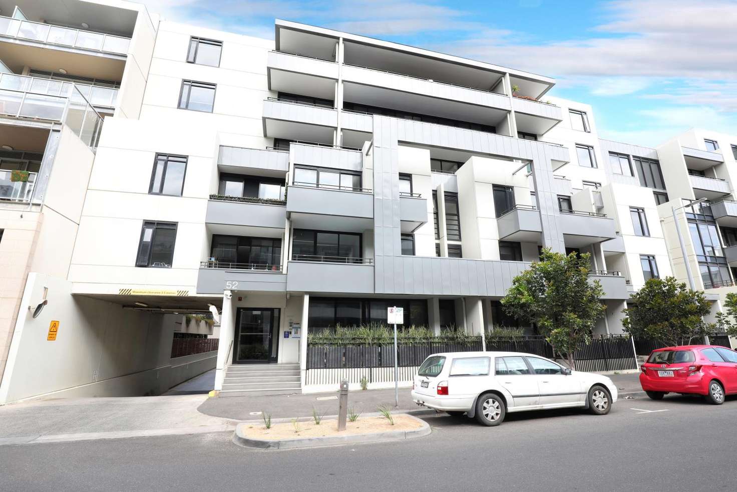 Main view of Homely unit listing, 506/52 Nott Street, Port Melbourne VIC 3207