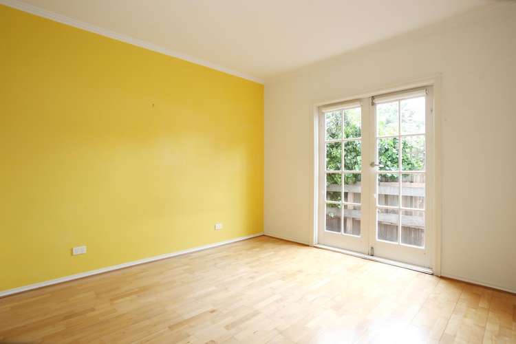 Third view of Homely apartment listing, 4/2 Henrietta Street, Hawthorn VIC 3122