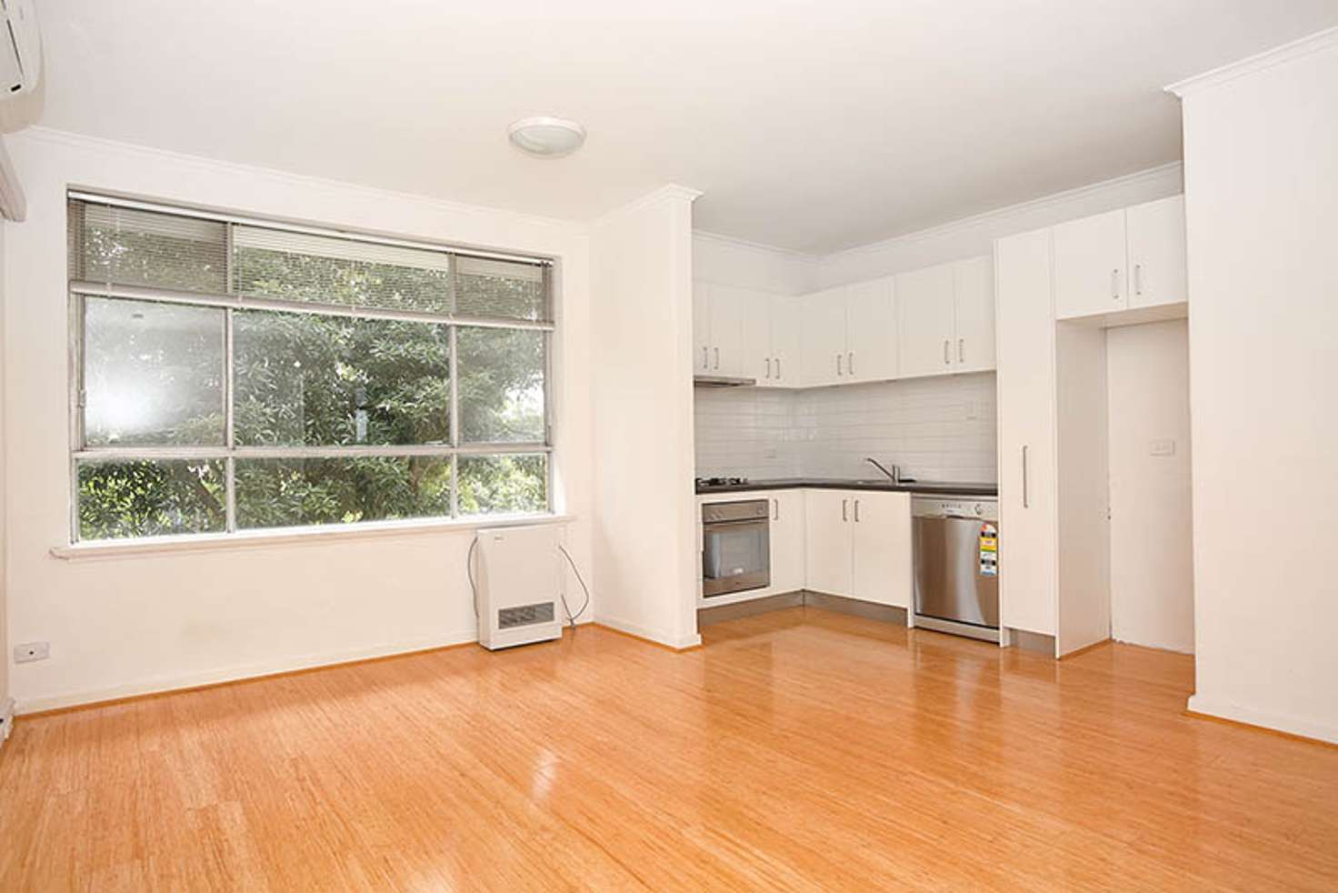 Main view of Homely unit listing, 12/4-6 Sheffield Street, Preston VIC 3072