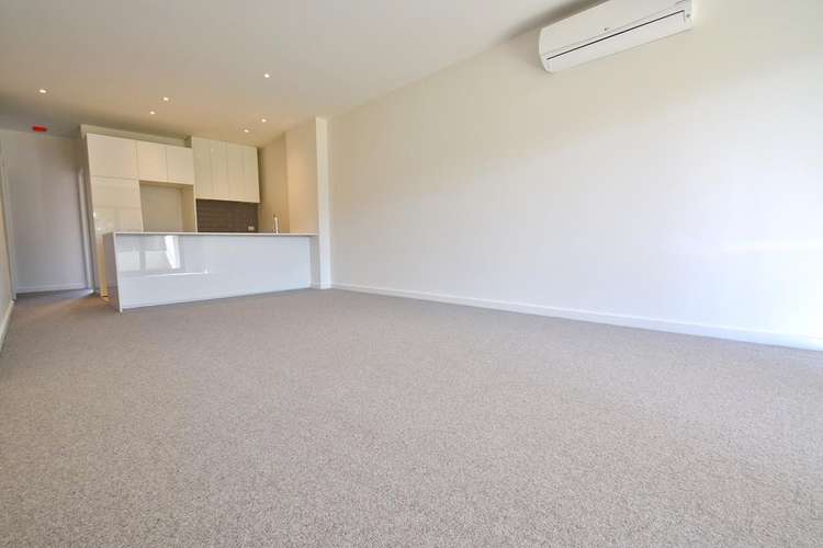 Main view of Homely townhouse listing, 7 Amelia Street, Brunswick VIC 3056