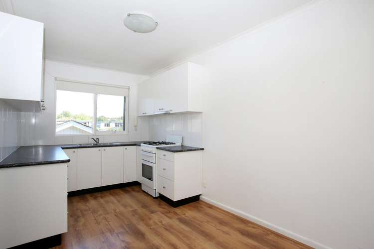 Second view of Homely apartment listing, 5/9 Osborne Avenue, Glen Iris VIC 3146