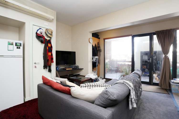 Third view of Homely studio listing, 61/18 Queen Street, Melbourne VIC 3000