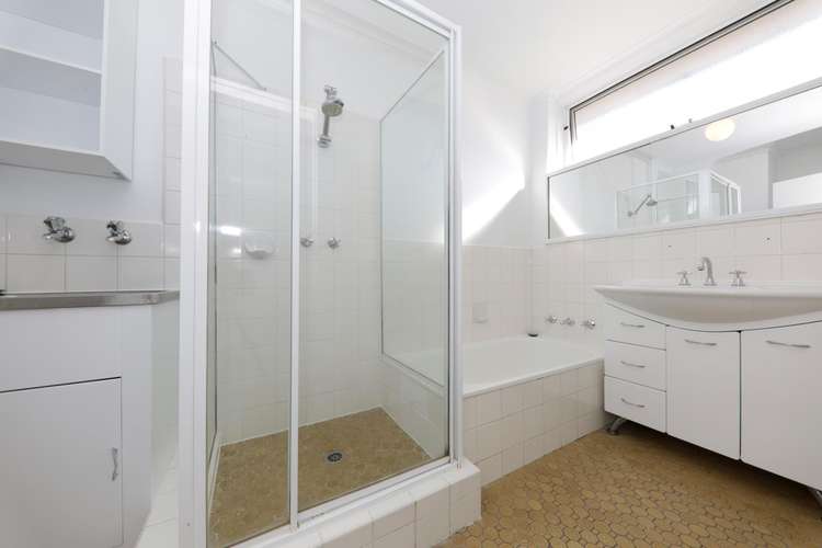 Second view of Homely unit listing, 9/11 Herbert Street, St Kilda VIC 3182