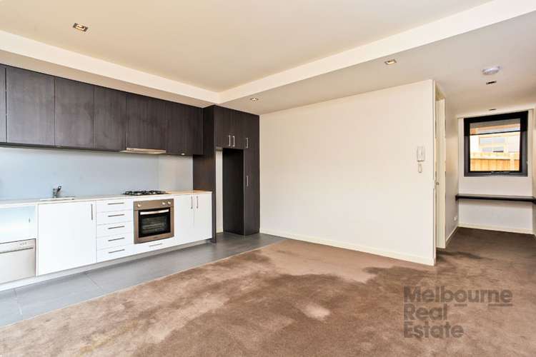 Second view of Homely apartment listing, 2/111 Riversdale Road, Hawthorn VIC 3122