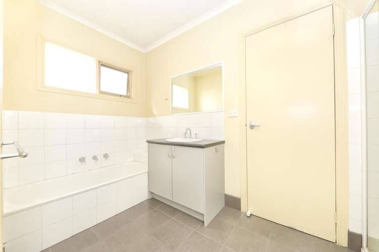 Fourth view of Homely unit listing, 2/760 Warrigal Rd, Malvern East VIC 3145