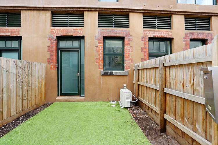 16F Stables Lane, South Yarra VIC 3141