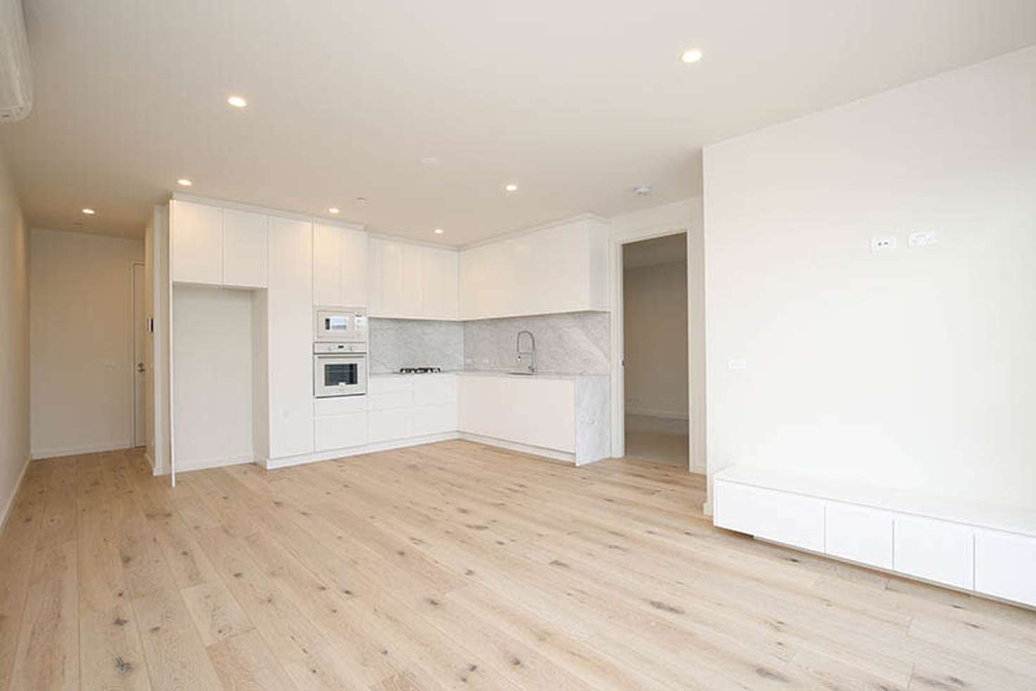 Main view of Homely unit listing, 307/15-19 Vickery Street, Bentleigh VIC 3204
