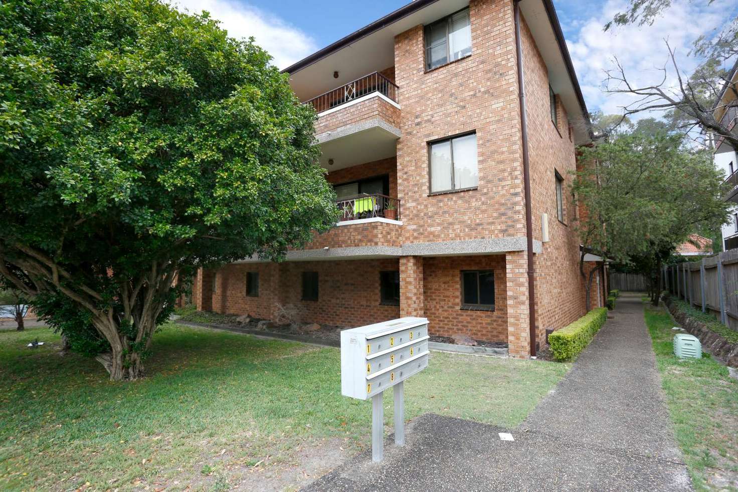 Main view of Homely unit listing, 3/60 Hampton Court Road, Carlton NSW 2218
