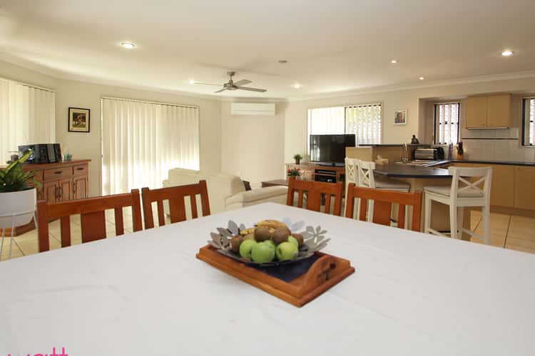 Fifth view of Homely house listing, 4 Warrego Crescent, Murrumba Downs QLD 4503