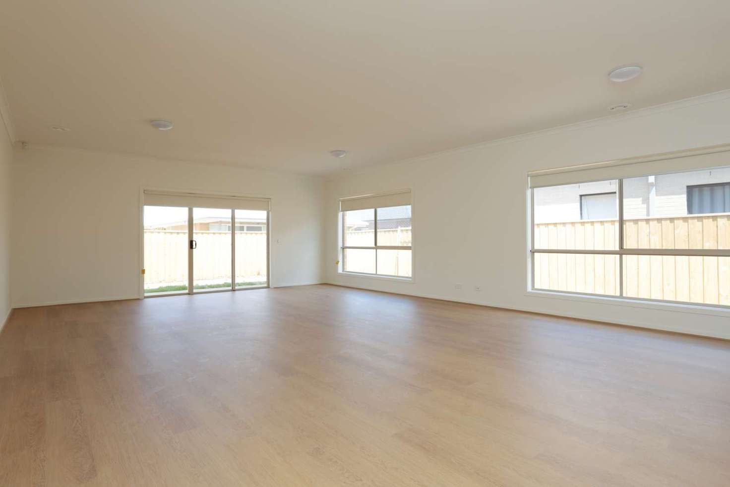 Main view of Homely house listing, 39 Yallaroo Chase, Werribee VIC 3030