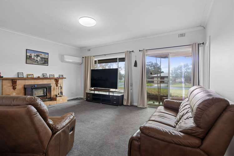 220 Victoria Street, Deniliquin NSW 2710