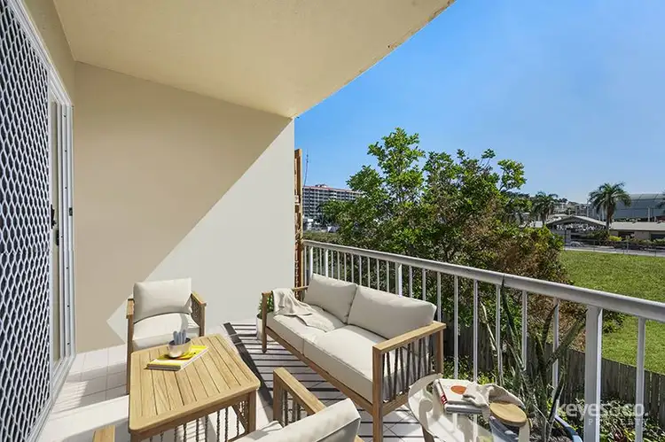10/50-54 McIlwraith Street