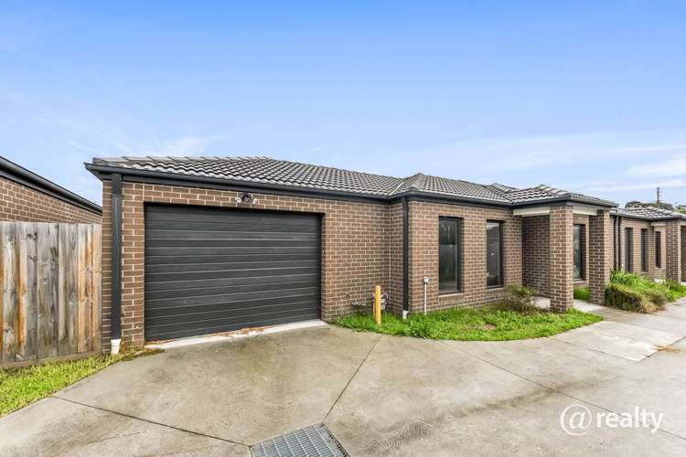 Main view of Homely unit listing, 2/13 Anderson Street, Pakenham VIC 3810