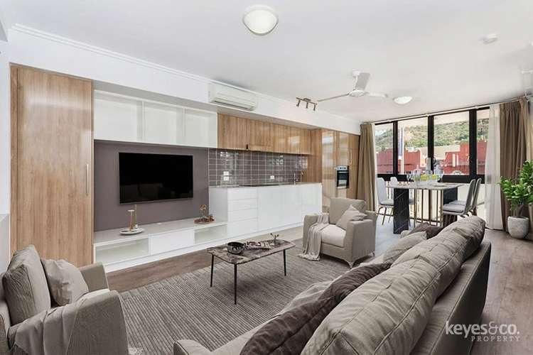 Main view of Homely apartment listing, 4/5 Kingsway Place, Townsville City QLD 4810