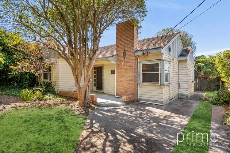 Main view of Homely house listing, 18 Lascelles Avenue, Manifold Heights VIC 3218