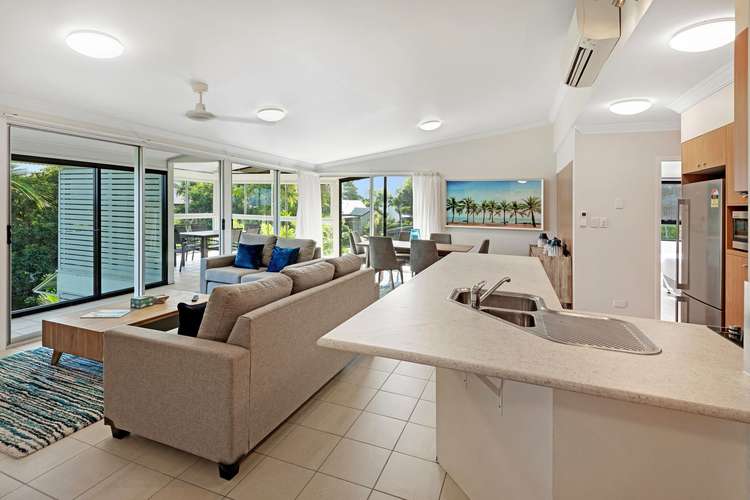 Oasis 11/2 Flametree Grove, Hamilton Island QLD 4803