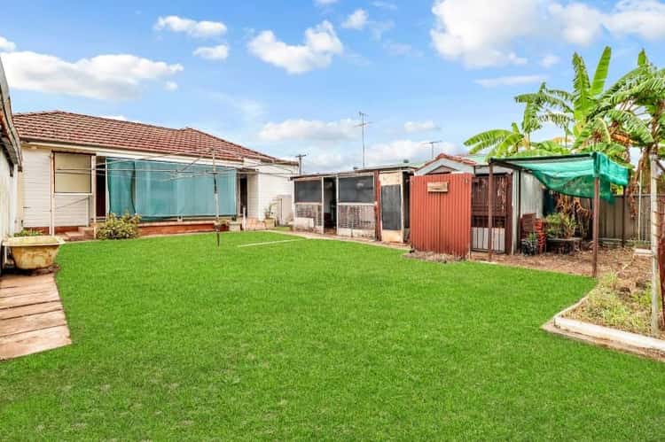 Fifth view of Homely house listing, 24 Mountview Avenue, Doonside NSW 2767