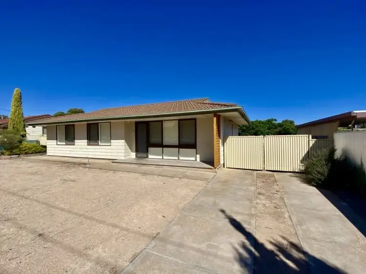 30 Redding Road