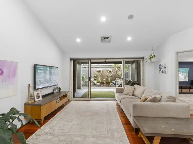 Fourth view of Homely house listing, 17 Haywards Bay Drive, Haywards Bay NSW 2530