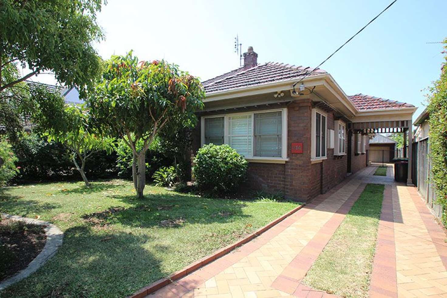 Main view of Homely house listing, 214 Parkway Ave, Hamilton South NSW 2303