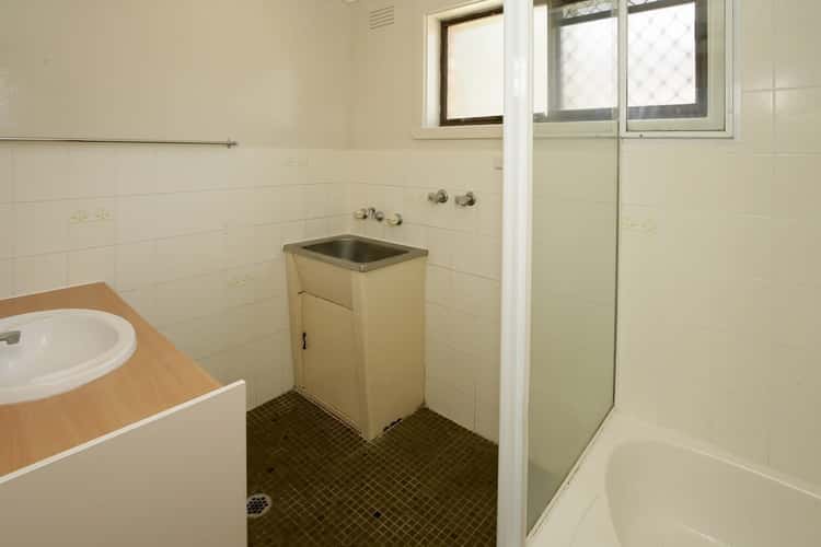 Fifth view of Homely unit listing, 1/8 Edney Street, Kooringal NSW 2650