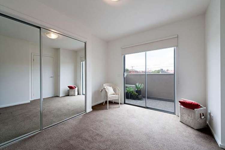 Fourth view of Homely townhouse listing, 1/853 High Street, Preston VIC 3072